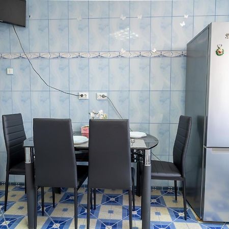Serene 1Br Apartment With Workspace Bucureşti Ngoại thất bức ảnh