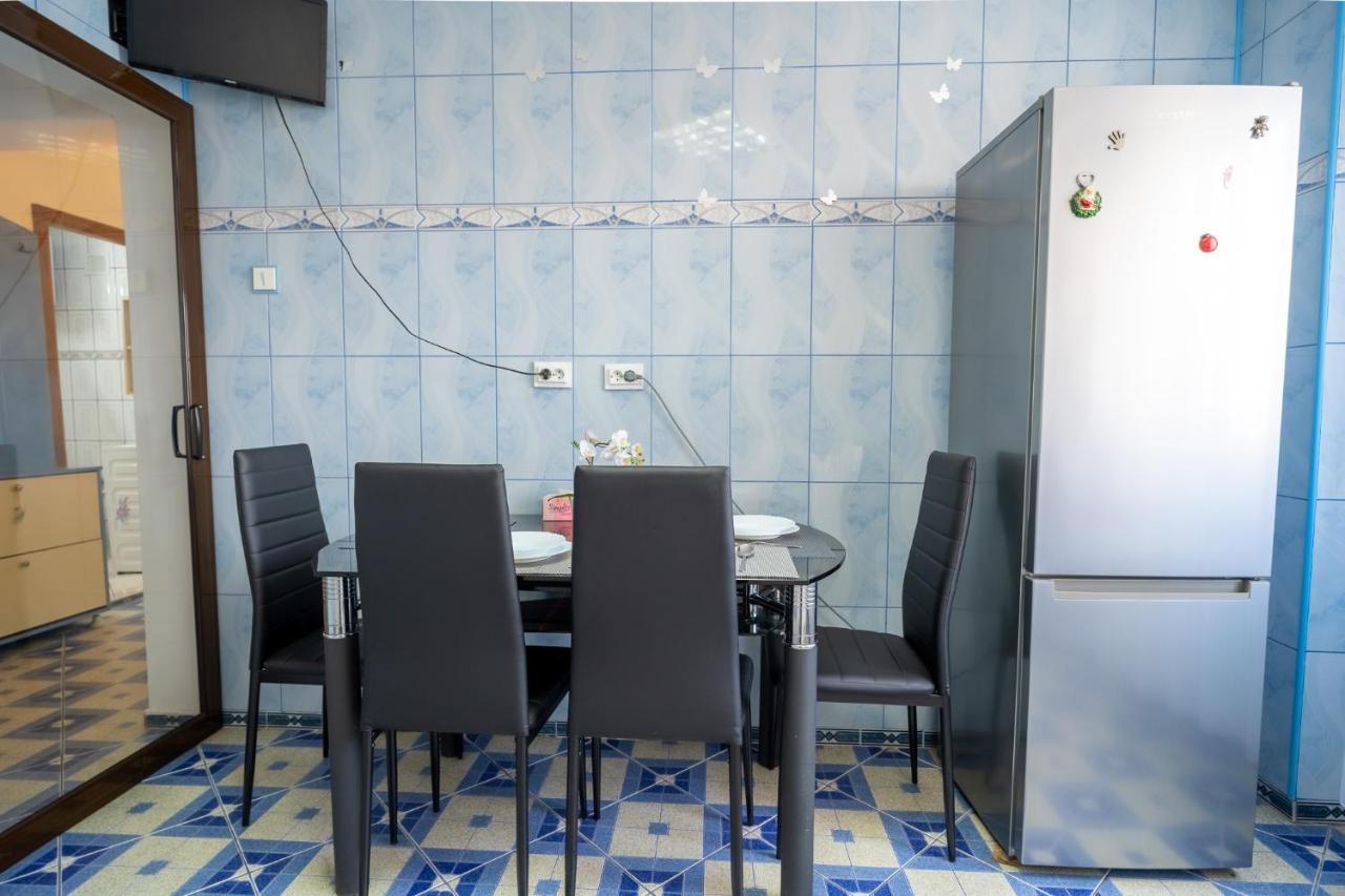 Serene 1Br Apartment With Workspace Bucureşti Ngoại thất bức ảnh