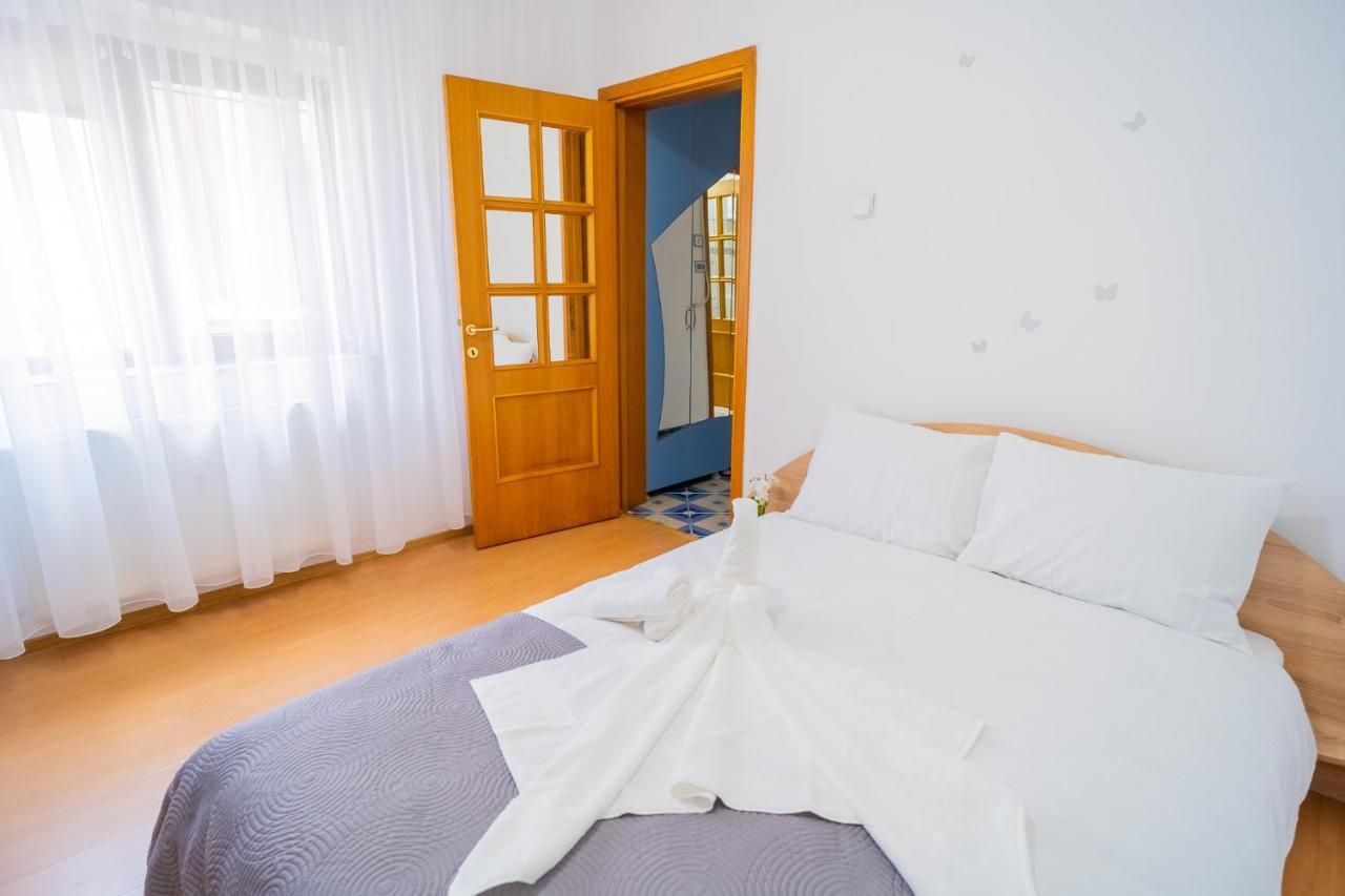Serene 1Br Apartment With Workspace Bucureşti Ngoại thất bức ảnh