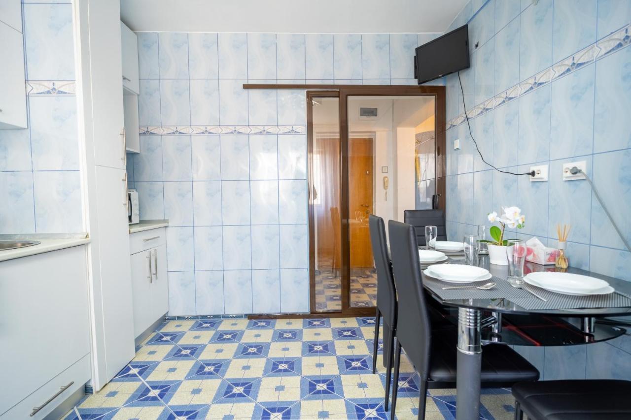 Serene 1Br Apartment With Workspace Bucureşti Ngoại thất bức ảnh