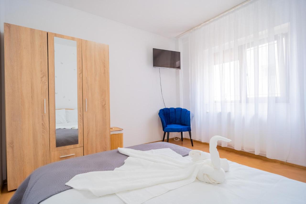 Serene 1Br Apartment With Workspace Bucureşti Ngoại thất bức ảnh