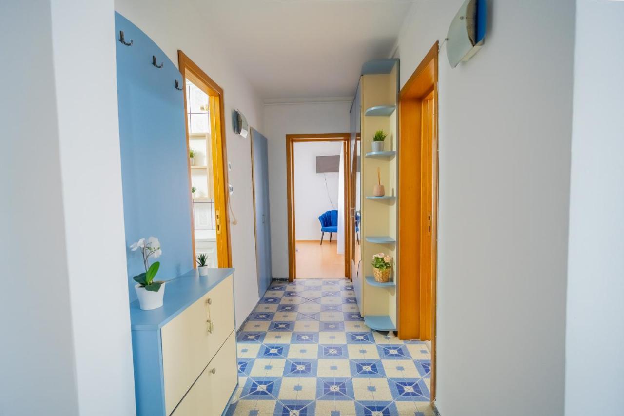Serene 1Br Apartment With Workspace Bucureşti Ngoại thất bức ảnh