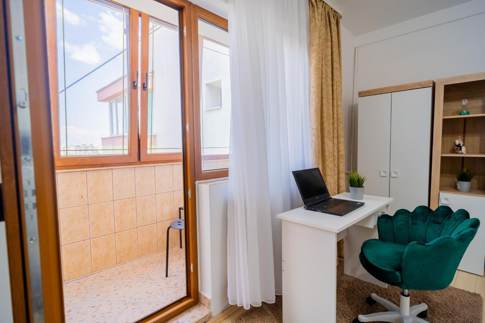 Serene 1Br Apartment With Workspace Bucureşti Ngoại thất bức ảnh